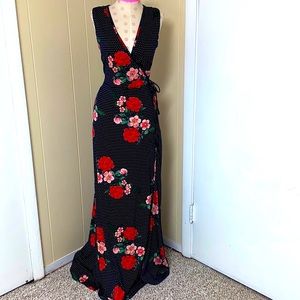 Beautiful Navy Floral Maxi Dress, size Large